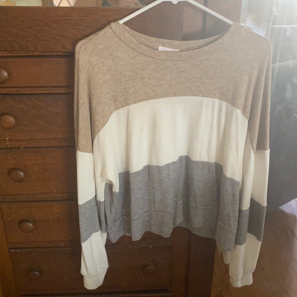 Boutique long sleeve shirt size large